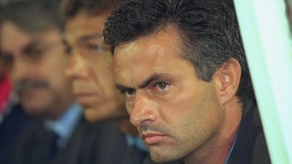 Mourinho Makes a Comeback at SL Benfica Following 25 Years: Respected But Risky?